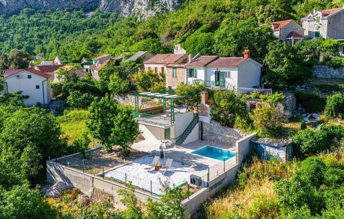 Awesome Home In Tucepi