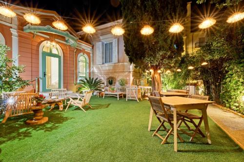 Villa Claudia Hotel Cannes Centre - Parking photo 60