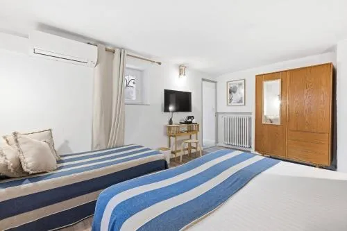 Villa Claudia Hotel Cannes Centre - Parking photo 18