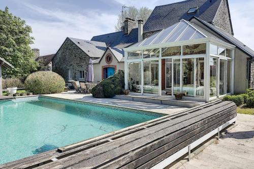 Maisons de Familles Vacation rental with pool spa and Mont-Saint-Michel
