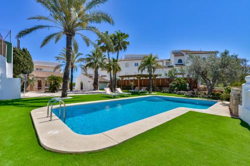 Bahia de Javea by Almarina Villas