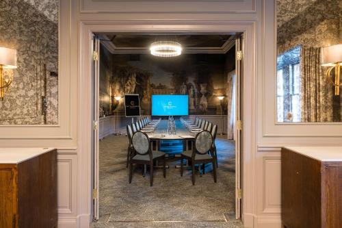 The Caledonian Edinburgh, Curio Collection by Hilton photo 105