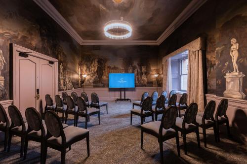 The Caledonian Edinburgh, Curio Collection by Hilton photo 102