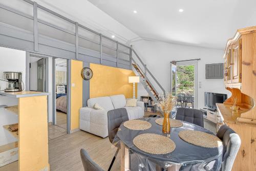 Et opholdsområde på Location Gîte Les Iris