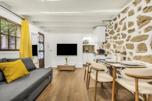Prime Latin Quarter 1BR - Cozy Paris Stay NetFlix