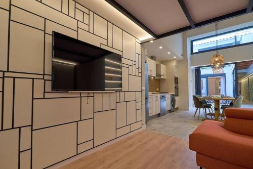 Big House & Stylish home in Ruzafa by Invalencia