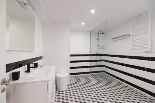 Marques Flat-Cabanyal Apartment by Invalencia