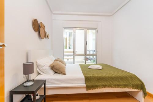 Negrito Flat by Invalencia