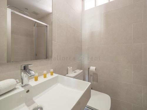 M4R 08 Can Torres, Puerto de Alcudia