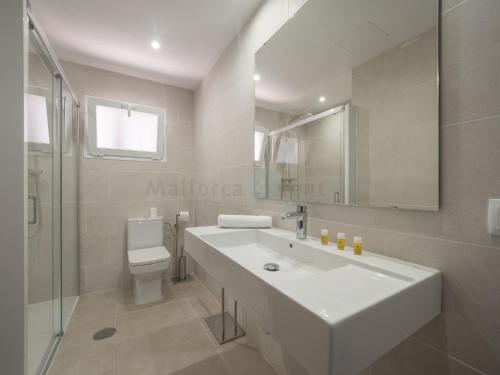 M4R 08 Can Torres, Puerto de Alcudia