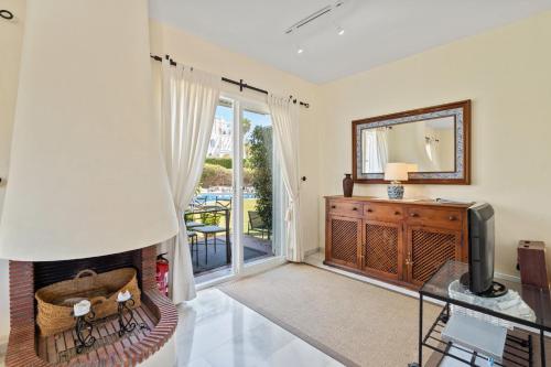 57 Townhouse with Pool & Rooftop Terrace in Duques