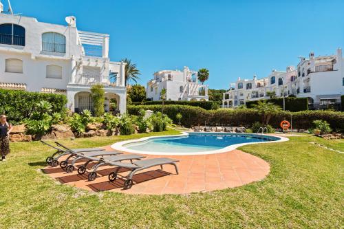 57 Townhouse with Pool & Rooftop Terrace in Duques