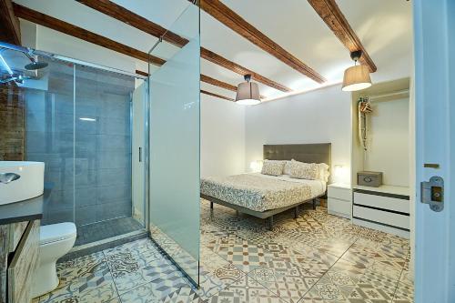 Tree Plaza Suites by Invalencia