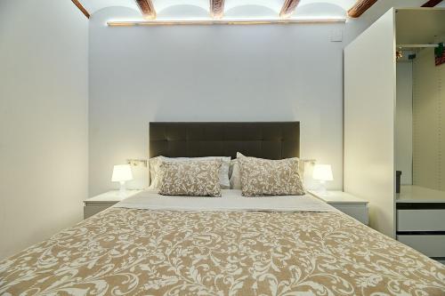 Tree Plaza Suites by Invalencia