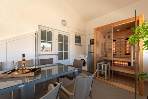 Apartments Oto