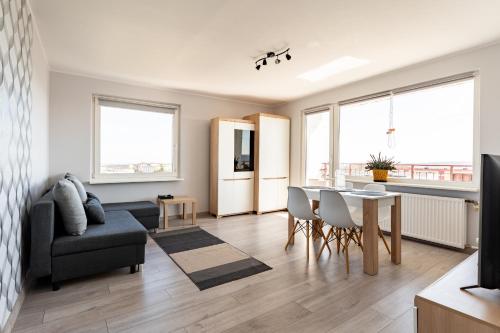 Pogórze Pleasant Apartment by BookingHost