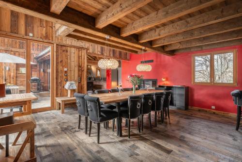 Chalet de Claude in Morzine - by EMERALD STAY