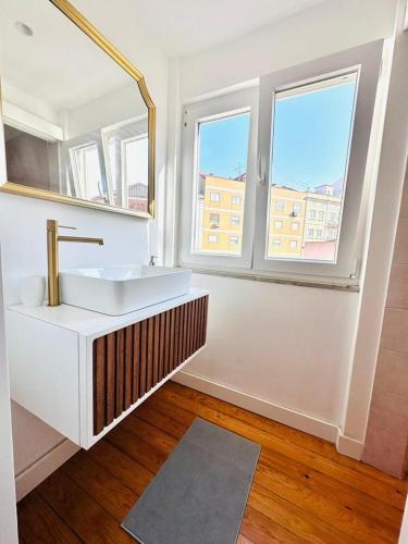 New flat central Lisbon, close to attractions