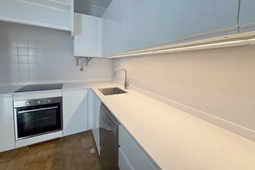 Apartment on the beach Dona Ana by amcf