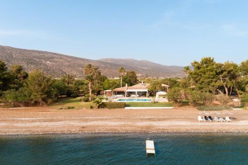Private Coastal Villa in Nafplio