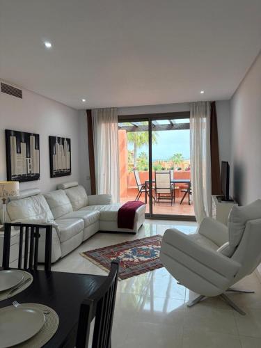 Marbella SeaView Penthouse , Terrace, Pools & Walk to the Beach