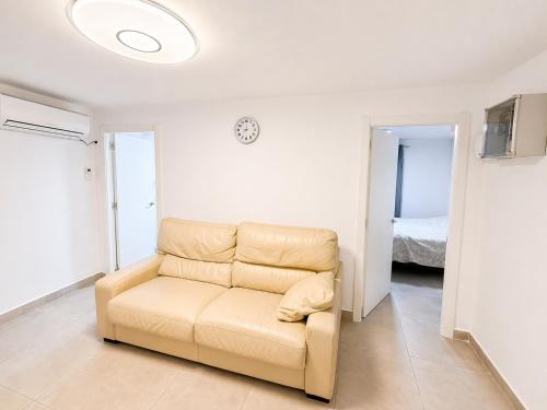 Esperanza 10 - Newly Renovated 2BR, Central Alicante