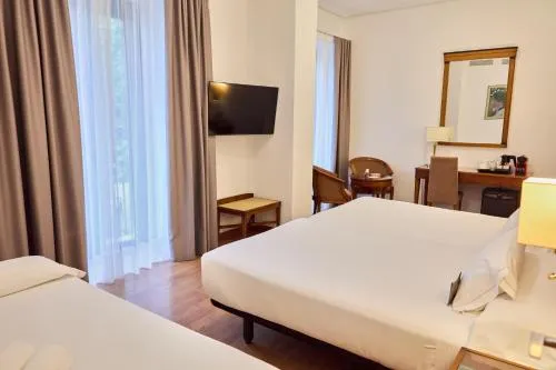 Hotel Bécquer photo 44