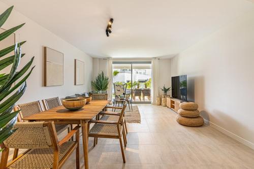 Vanian Gardens - 3BR with garden