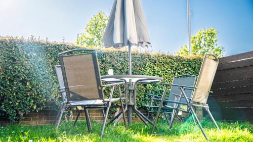 2BR Pet Friendly House near Cardiff Bay City Centre and Stadium with 2 Parking Spaces and Garden photo 16