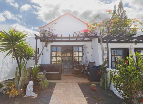 Casita Encanto - Oasi con Piscina a due passi dal Mare