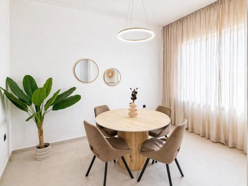 Casa Vincenzo 2 BDR apt by Hospi Living