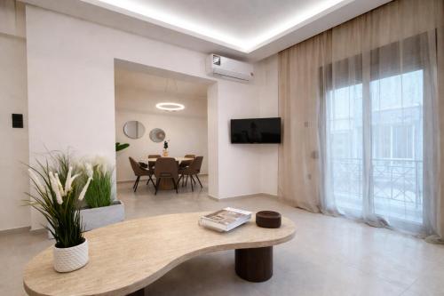Casa Vincenzo 2 BDR apt by Hospi Living