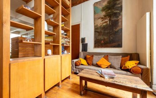 Le Marais - Private 3BR House with Terrace