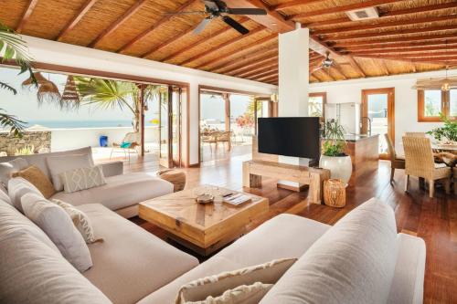 HORIZON BALI by Buenavilla