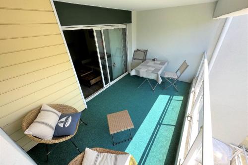Ideal cozy nest with terrasse and parking spot
