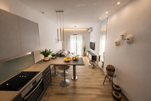 Stylish Central Athens Apartment Cozy & Modern
