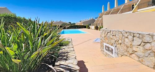Villa Sun Rafael Moradia Geminada com Piscina