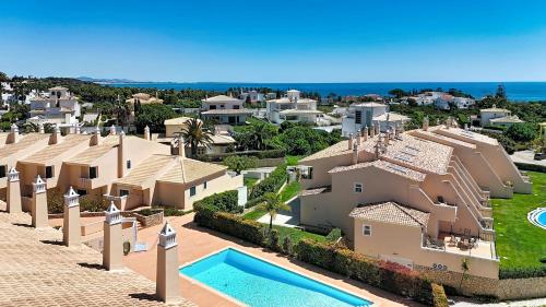 Villa Sun Rafael Moradia Geminada com Piscina