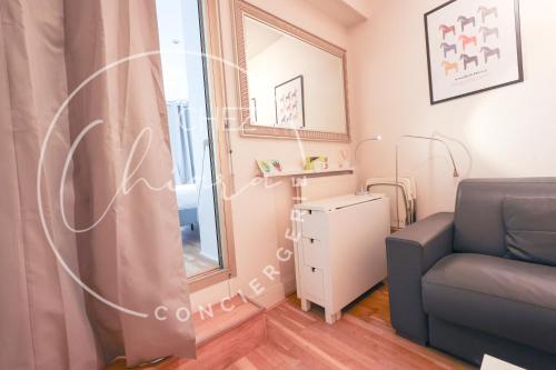 Bail Mobilité - Studio Victor Hugo - Arc de Triomphe Furnished Apartment Rental