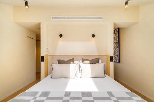 WHome Modern Studio for Easy Everyday Living
