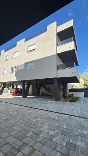Apartment N&A