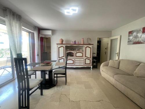 Appartement 1 Chambre Petit Juas