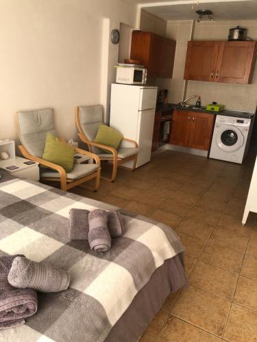 Centrally located and comfortable studio apartment in Nerja 4B