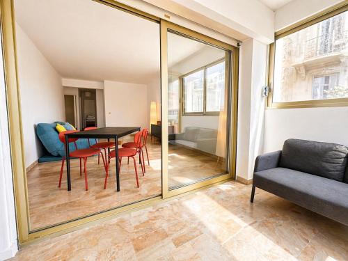 Apartment - walk to Croisette and Palais