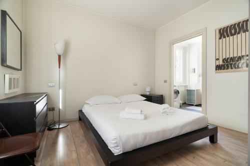 GuestHost - Cozy Balcony Flat X2 Porta Garibaldi