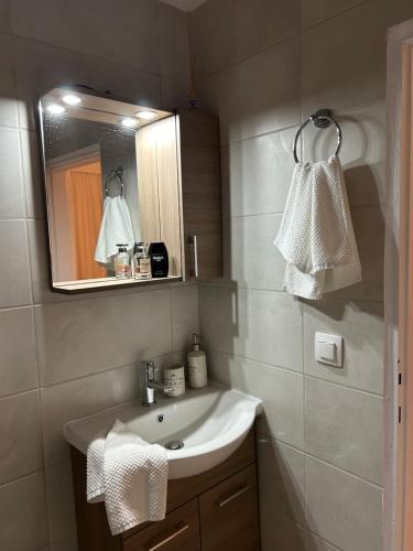 Beachfront Holiday Let Peraia