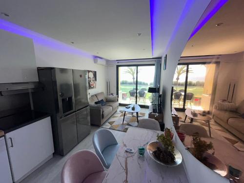 2 Bedroom Luxury Sea View Terrace