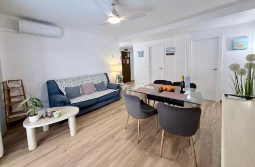 Apartament przy morzu w Torrevieja z 3 sypialniami w pobliżu barów i restauracji