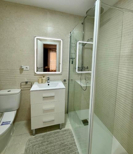 Apartament przy morzu w Torrevieja z 3 sypialniami w pobliżu barów i restauracji