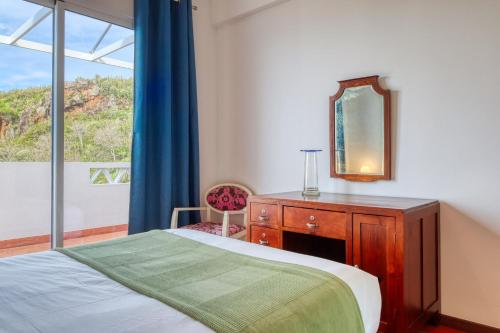 Verde Agua Garajau, a Home in Madeira
